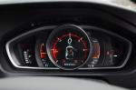Volvo V40 D2 R-Design 2016 года (UK)